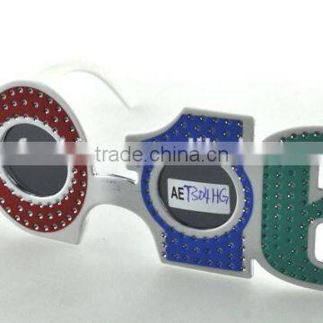 2016 the popular party glasses with the letter "2016"