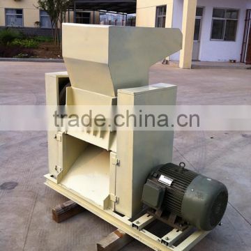 Non-woven opening machine