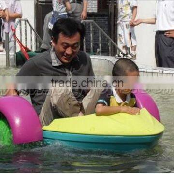 Two persons lovely kids hand paddle boat swimming pool paddle boat for sale inflatable hand cranking boat