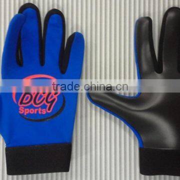 Gaelic Glove