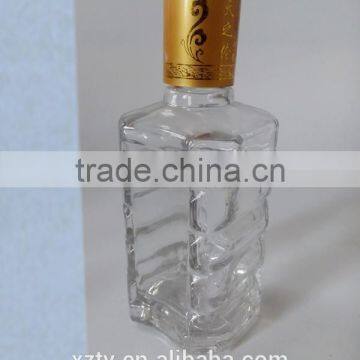 500 ml small white special shaped empty liquor glass bottles with lids