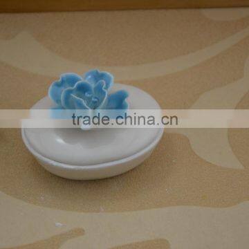 New Item White Porcelain Jewel Box With Red Flower Shape Design photo-3