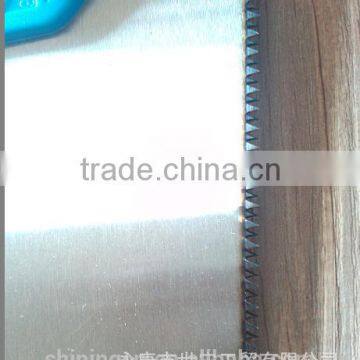 small teeth hand saw with high frequency teeth