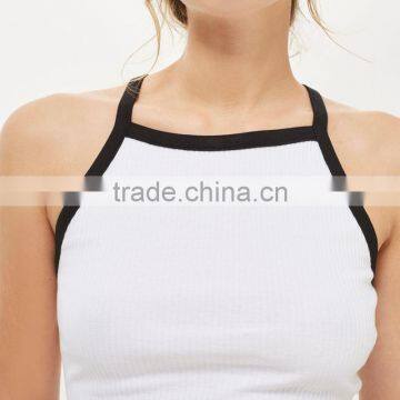 Black and White Contrast Color Basic Style Women's Crop Top photo-2