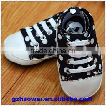 Polka Dot Printed Baby Footwear photo-4