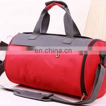 2015 fashion stylish red gym bag with shoe compartment