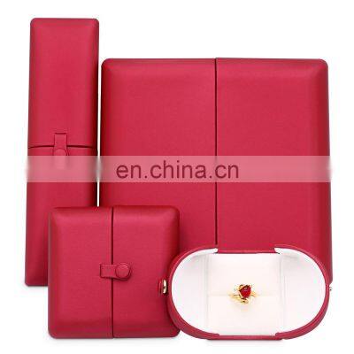 Luxury Gift Jewelry Packaging Boxes For Wedding Ring Necklace Bracelet packing Custom Logo Red Suede Box Jewelry