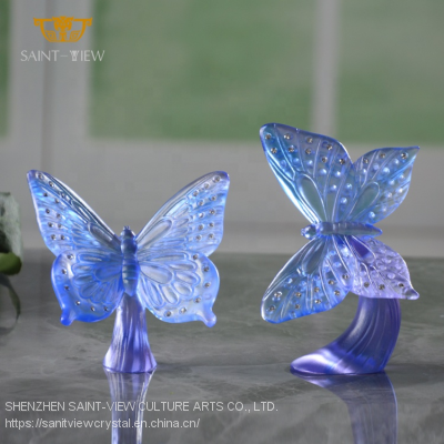 SAINT VIEW 2022 Spring Crafts Desktop Modern Decor Crystal Art Carving Souvenir Butterfly Ornaments for Living Room