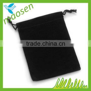 simple velet pouch with drawstring