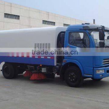 Dongfeng 4x2 Euro 4 road sweeping truck with high quality