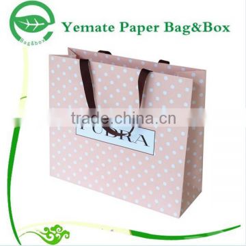 Advertising Customized High Quality And Fancy Printed Christmas Luxury Paper Bag Packaging