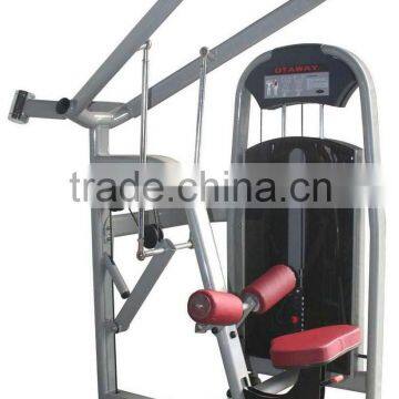 fitness equipment Lat pull down