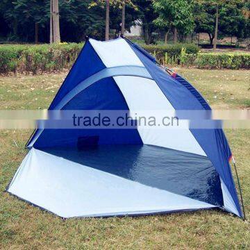 Portable polyester shade tent for the beach