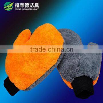 2016 hotsale coral fleece material thumb Paw cleaning mitt