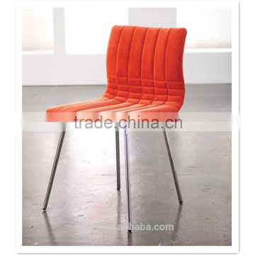 Dining chair in upholstered seat and steel legs