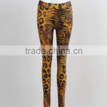 F5S31080 Women Fashion Leopard Printed Fitness Leggings