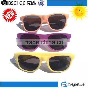 Wenzhou factory promo color change frame sunglasses,frame color changing sunglasses