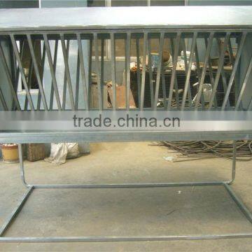 China supplier galvanized hay rack sheep feeder