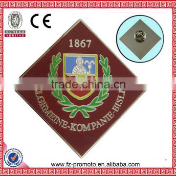 custom enamel metal badge