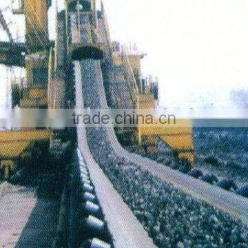 Oil resistant conveyor belt