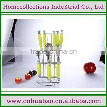 Standing Cutlery Spoon Fork Knife Set With Plastic Handle With Unique Design