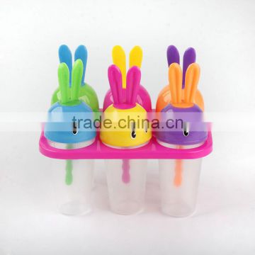 Friendly plastic Ice Pop Molds for Frozen Fruit Popsicles