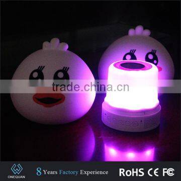 2017 New Outdoor Portable Animal Glutton Duck Shpae Bluetooth Speaker With Lights photo-5