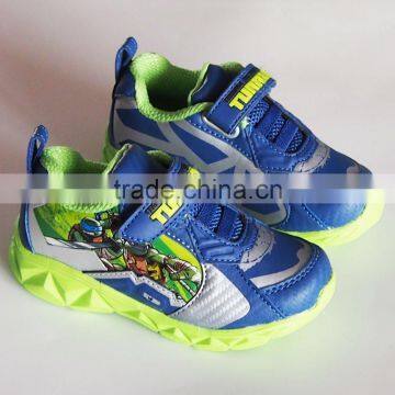 Factory Export Surplus Children Sports Shoes Clearance Stock Lots photo-3