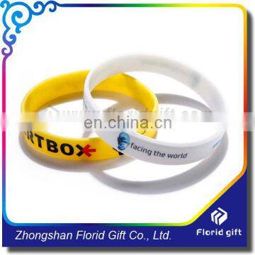 Promotional Most Popular Advertising Cheap Custom Silicon Bracelet photo-4
