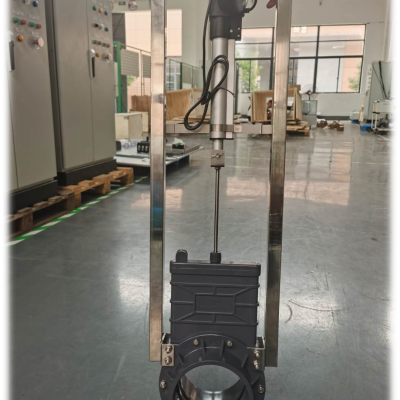 Electric Knife Gate Valve for Power Plant Systems - Controls Effluent and Discharge With Self-Sealing Mechanism to Prevent Leaks photo-2