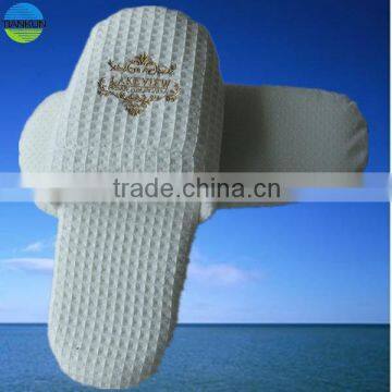 anti slip sole waffle foam slipper