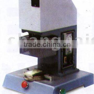 IC chip embedding machine