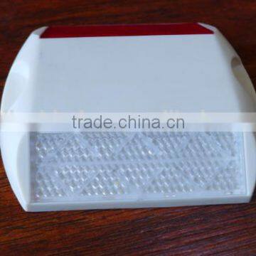 Newest Type Road Safty Dual Color Solar Side Marker Lamp PC LED Road Stud photo-2