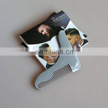 Man Shaping Beard Comb photo-5