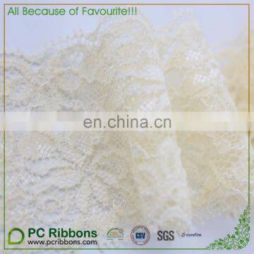 Scalloped Lace Trim by the Yard