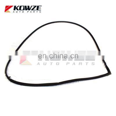 Outer Left Front Door Opening Weatherstrip For Pajero V32 MR401861