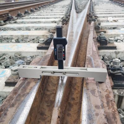 Digital Switch Rail Height Gauge for Switch Rail Wear Measurement