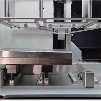Automatic nucleic acid extractor calibration device