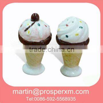 2015 Ice Cream Ceramic Salt and Pepper Shaker