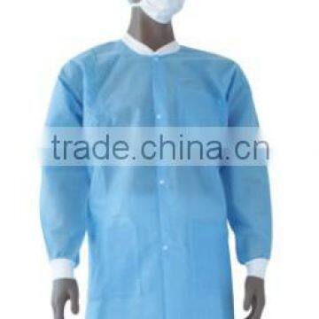 Disposable SMS non woven Lab Coat with elastic cuff &snap knitted collar