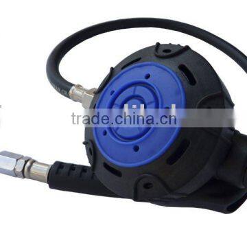 Balance second stage regulator for scuba diving