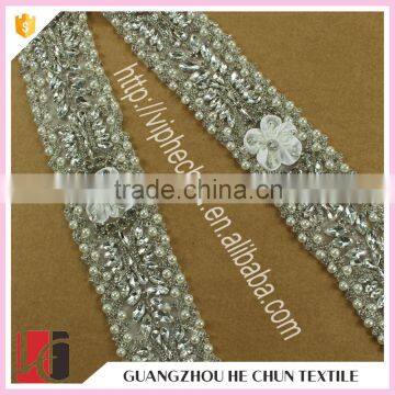 HC-0604-1 Hechun White Flower Embroidered Rhinestone Wedding Sash for Dress