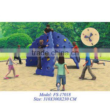 Simple outdoor plastic kids rock climbing wall