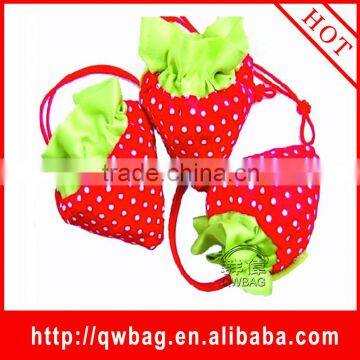 The hot sell lovely cheap shopping fruit shaped handbags for girls