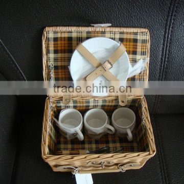 100% Handmade Woven Willow Picnic Basket