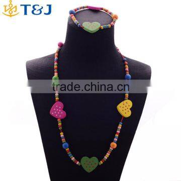 >>>2016 YIWU T&J New Korean Style Kids Candy Color Heart Children Fashion Handmade Beaded Necklace Bracelet Jewelry Set/