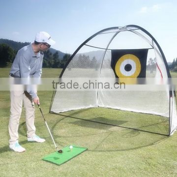 Golf simulator with target