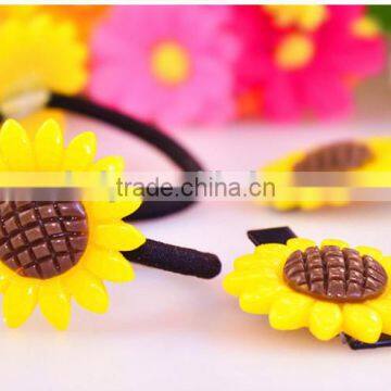 Flower Shape Plastic Made Elastic Hair Band photo-3