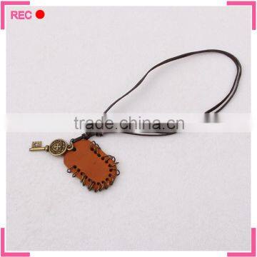 Leather Necklace With Hat Pendant, for Party Fashionable New Design Necklace photo-6