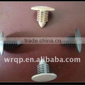 pine tree auto fastener